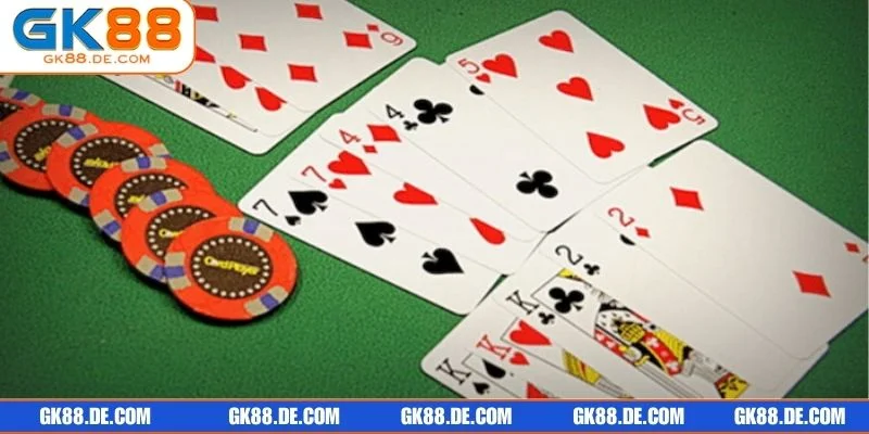Tìm hiểu 5 bí kíp chơi Poker Mậu Binh được chuyên gia tin dùng